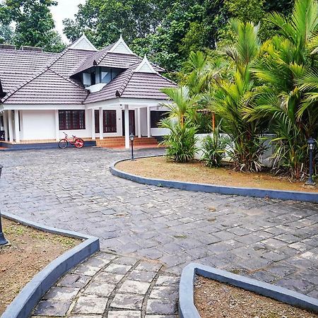 Thanal Premium Villa By - A Place To Call Your Home Muvattupuzha Exterior foto